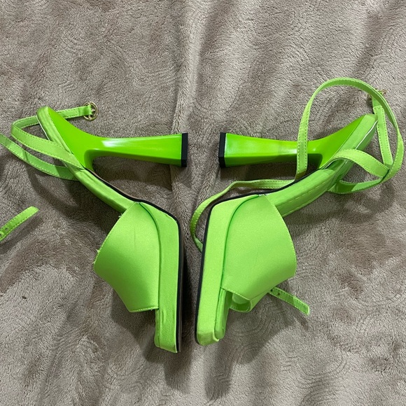 Steve Madden Heels - Picture 7 of 11